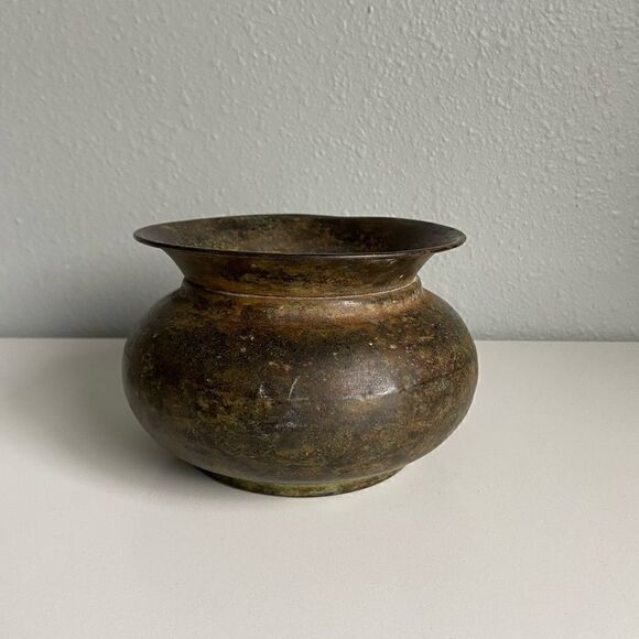Vintage Metal Brass Lota Pot Vase - Picture 6 of 9